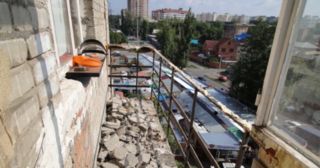 Демонтаж балкона Алексин, цена от 2928 руб.