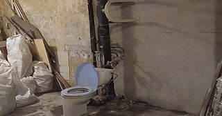 Демонтаж сантехкабины в панельном доме - цена от 1028 рублей | Сварной-Лкс
